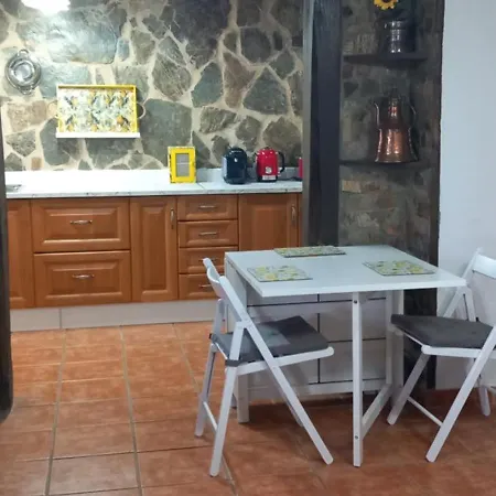 Casa Del Limonero * Guaro